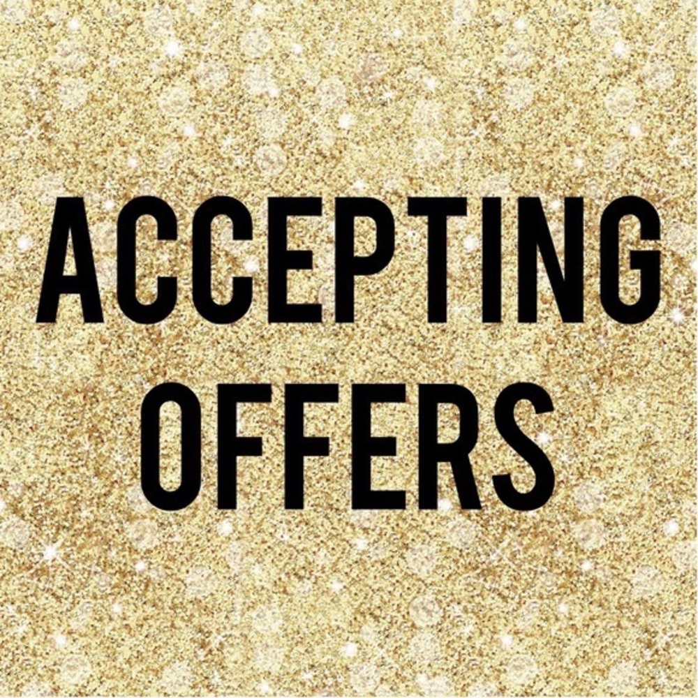 ACCEPTING OFFERS❗️❗️